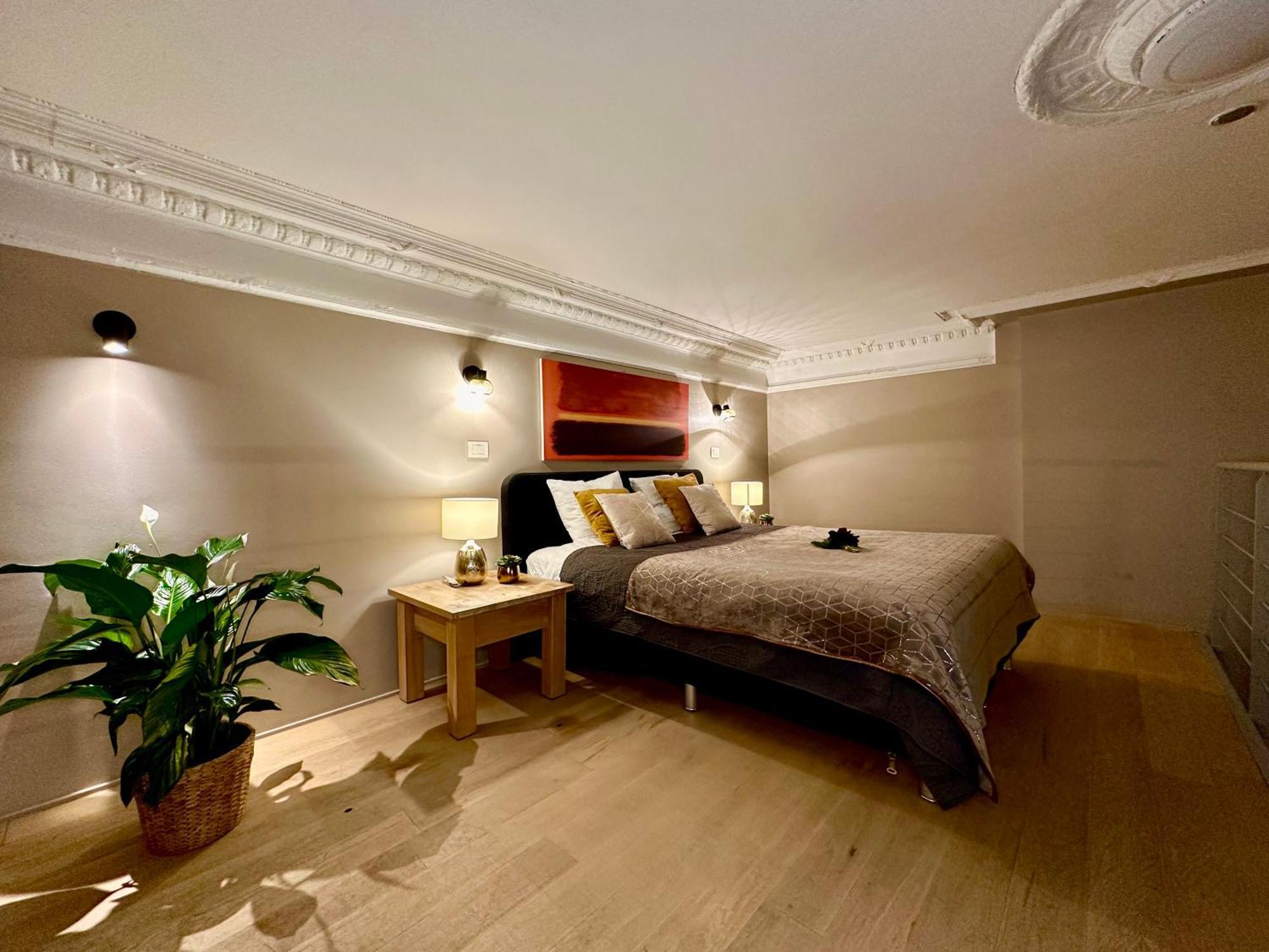 Luxury Suites Castel By Rikas Hotels Antwerp Exterior photo