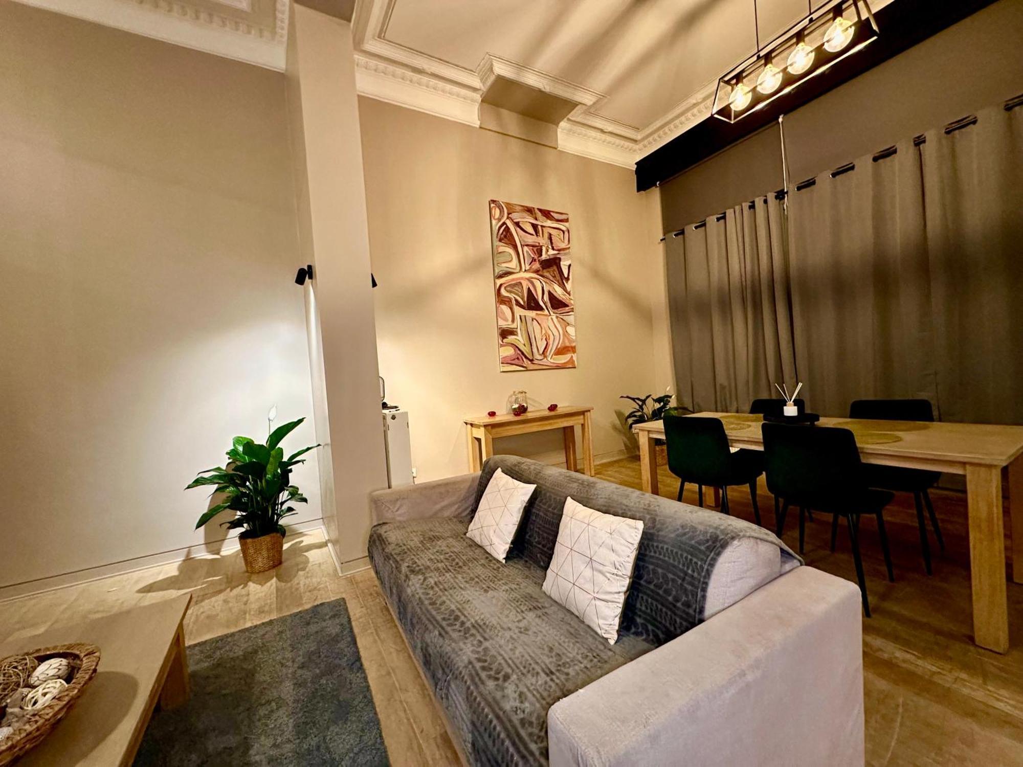 Luxury Suites Castel By Rikas Hotels Antwerp Exterior photo