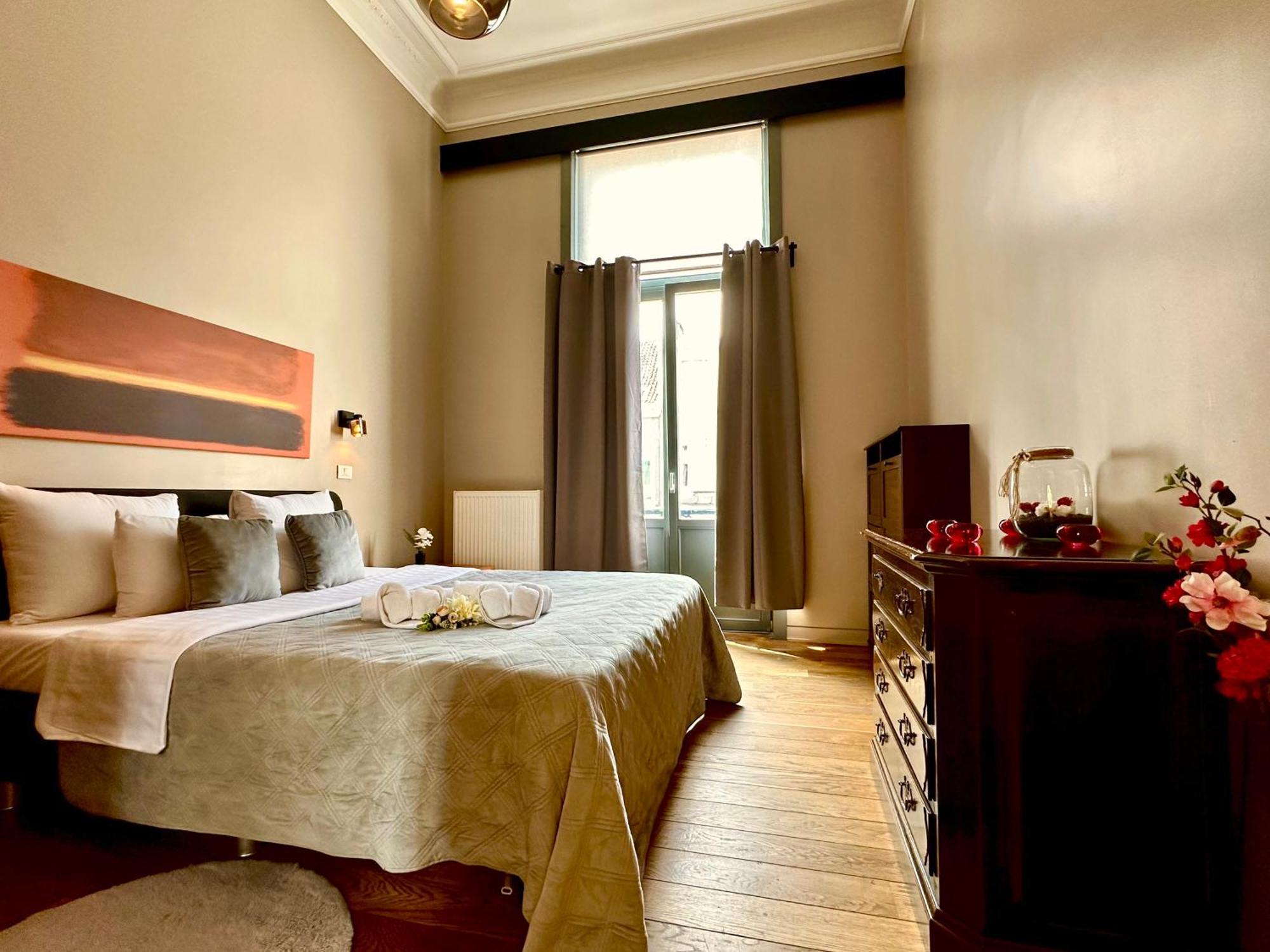 Luxury Suites Castel By Rikas Hotels Antwerp Exterior photo