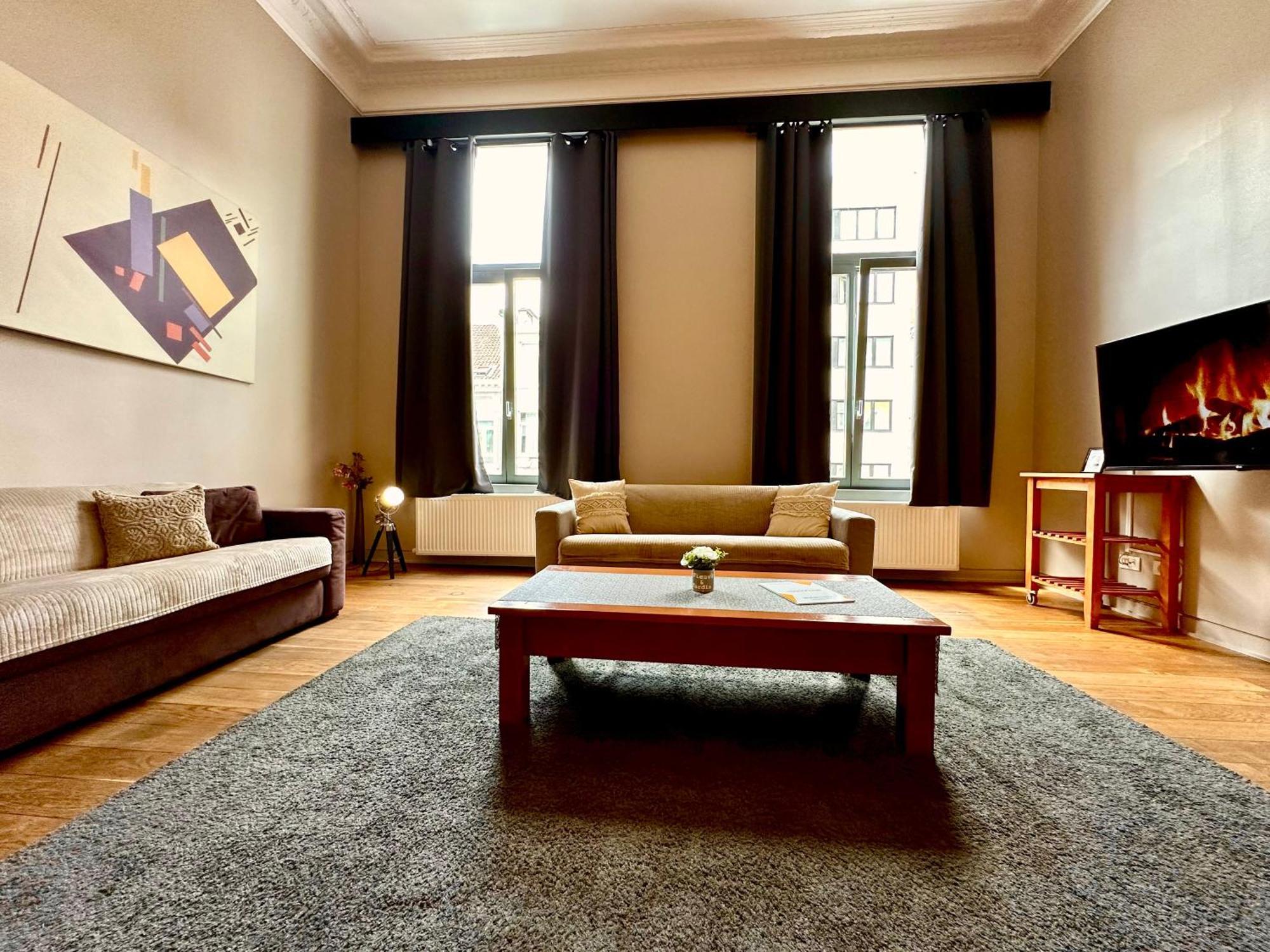 Luxury Suites Castel By Rikas Hotels Antwerp Exterior photo