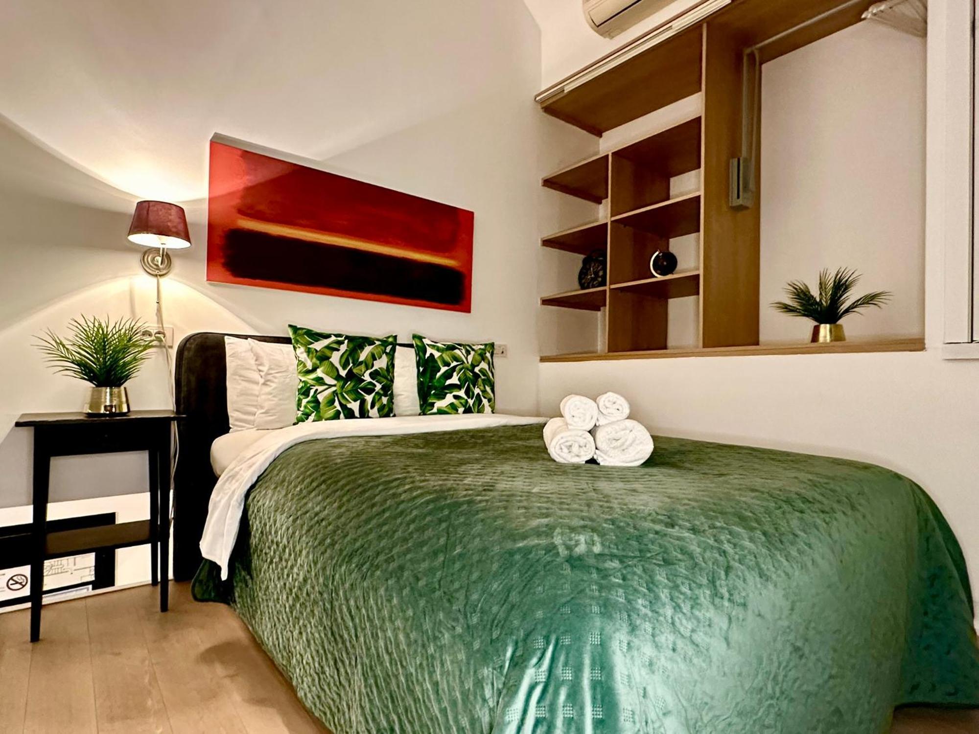 Luxury Suites Castel By Rikas Hotels Antwerp Exterior photo